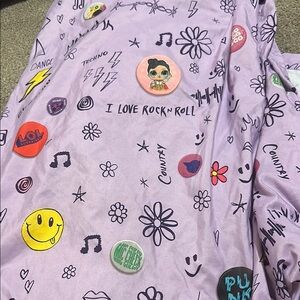 Purple Graphic Print Blanket